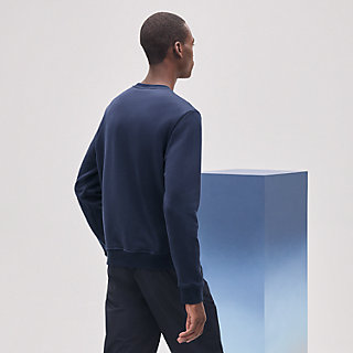 【HERMES 】レザーパッチ付きラウンドネック スウェットシャツ ラウンドネックスウェット レザーパッチ 《Hパズル》 | Hermès