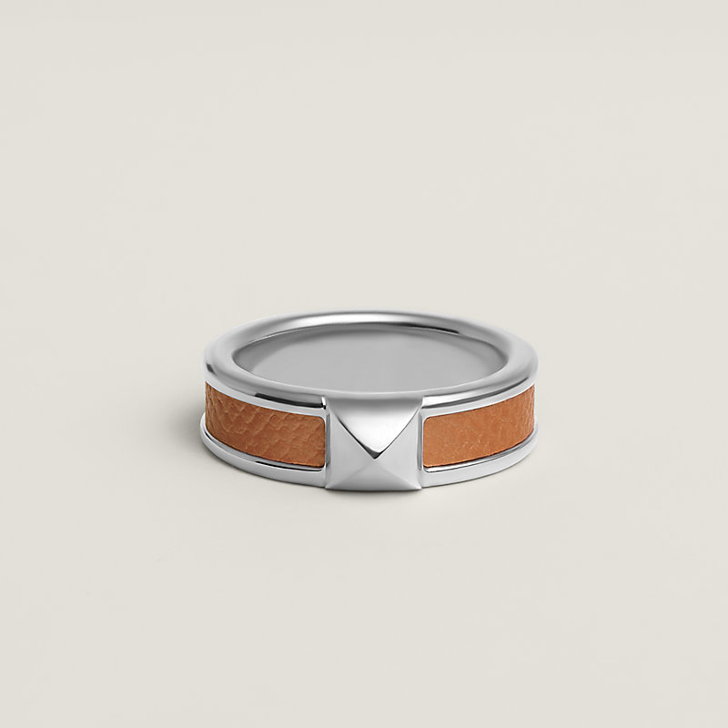 スタッズがアクセント 重ね付けも◎HermesMini Clousリング PM スタッズでクールに決まる】☆HERMES☆Mini Clous リング
