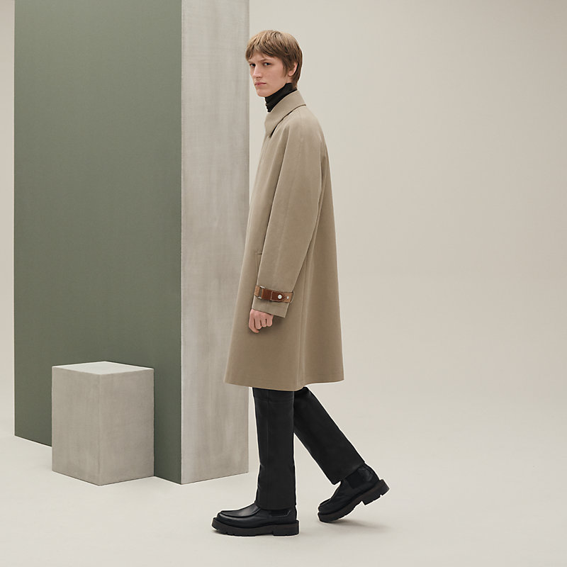 レインコート-スエードサージ・