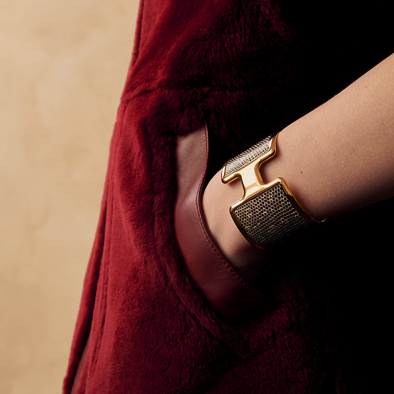 ゴールド【HERMES】オランプ カフ レザーブレスレット レザーブレスレット 《オランプ》 | Hermès - エルメス-公式サイト