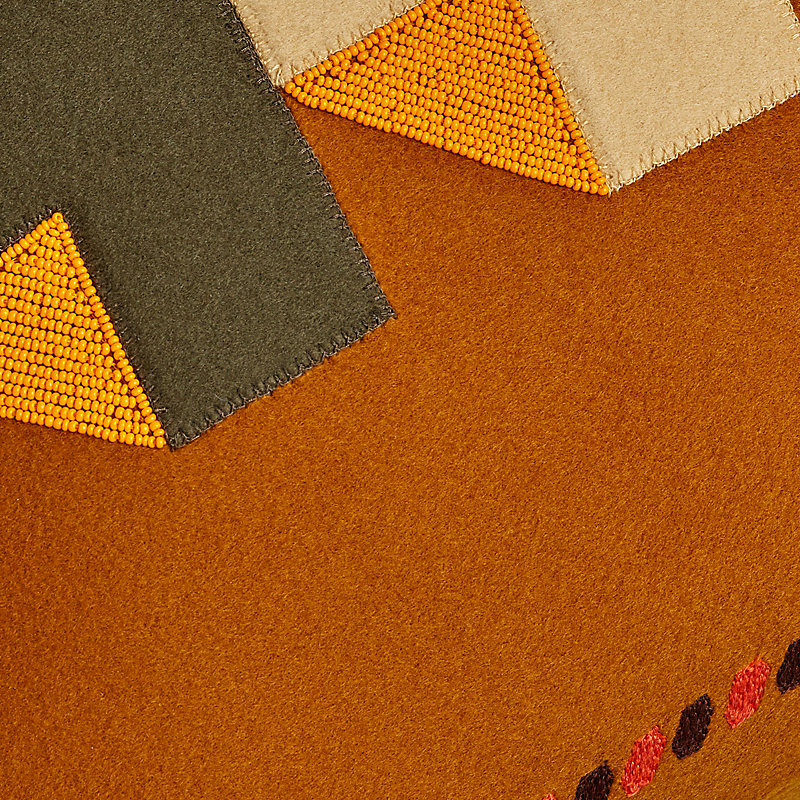 刺繍クッション 《エルメス・ブリコル》