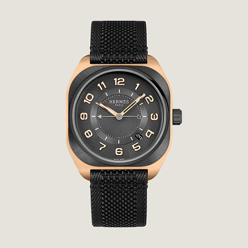 【HERMES】Montre Heure エルメスらしいカラー 腕時計 直営店 腕時計 《Hウォッチ》 PM 25 mm | Hermès - エルメス-公式サイト