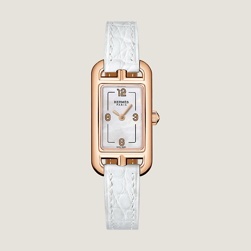 エルメス HERMES ナンタケット PM29mm W049575WW00(NA2170) ホワイトシェル ピンクゴールド クオーツ レディース 腕時計 腕時計 《ナンタケット》 PM 29 mm | Hermès - エルメス-公式サイト