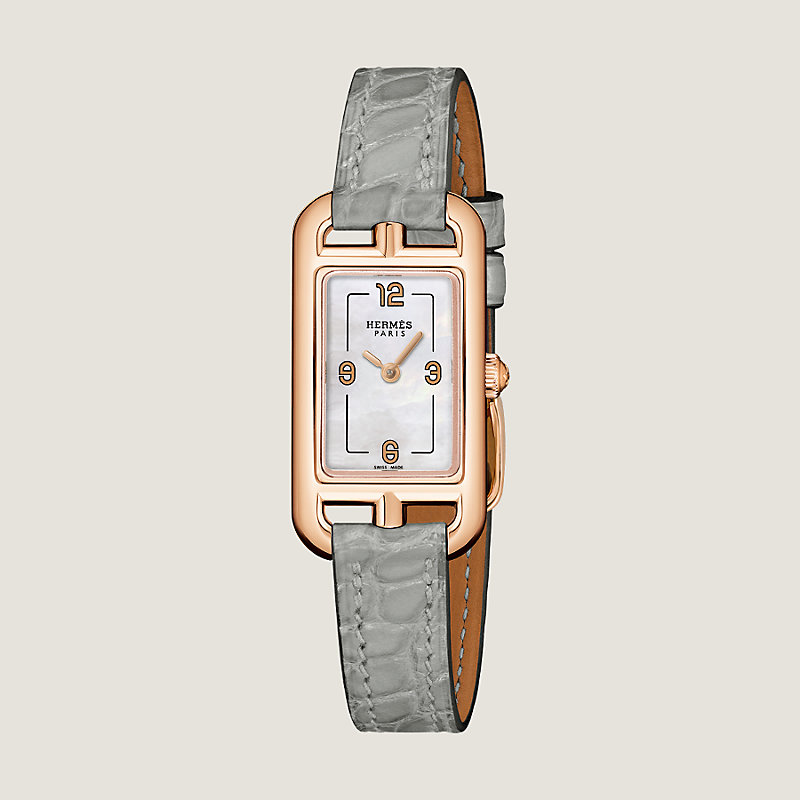 腕時計 《ナンタケット》 PM 29 mm | Hermès - エルメス-公式サイト