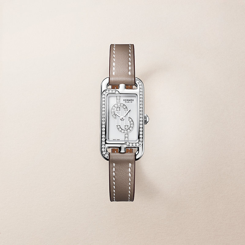腕時計 《ナンタケット》 PM 29 mm | Hermès - エルメス-公式サイト