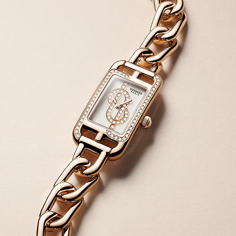 未使用★HERMES★ナンタケット★18K金無垢★3連ダイヤモンド★腕時計 エルメス“シェーヌ・ダンクル”着想の腕時計「ナンタケット」新作