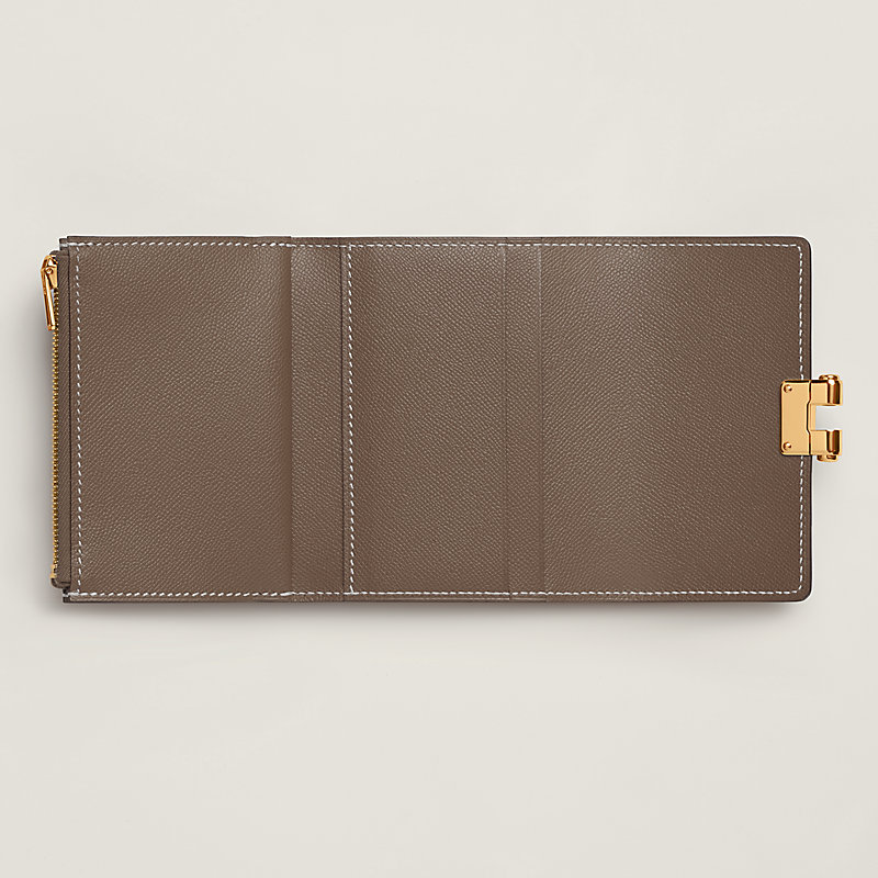 上質な折りたたみ財布♪【HERMES】シャルニエール ウォレット 財布 《シャルニエール》 コンパクト | Hermès - エルメス-公式