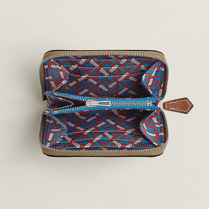 【新しいシルク柄が登場】HERMES コンパクト財布 Silk'In 財布 《シルクイン》 コンパクト | Hermès - エルメス-公式サイト