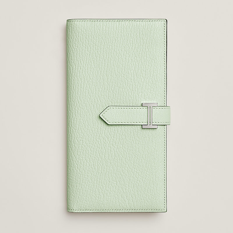 【1つは持ちたい！】HERMES ベア スフレ ウォレット エルメス<br>ベアン スフレ<br>クロ<br>ヴォー・マダム<br