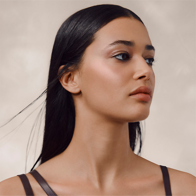 푸드흐 24 포부르 페이스 & 아이 일루미네이팅 파우더 02 오 로즈